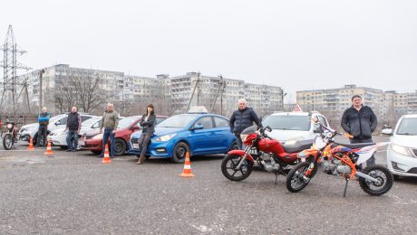 kak pravilno sest za rul avtoshkola voa сесть за руль